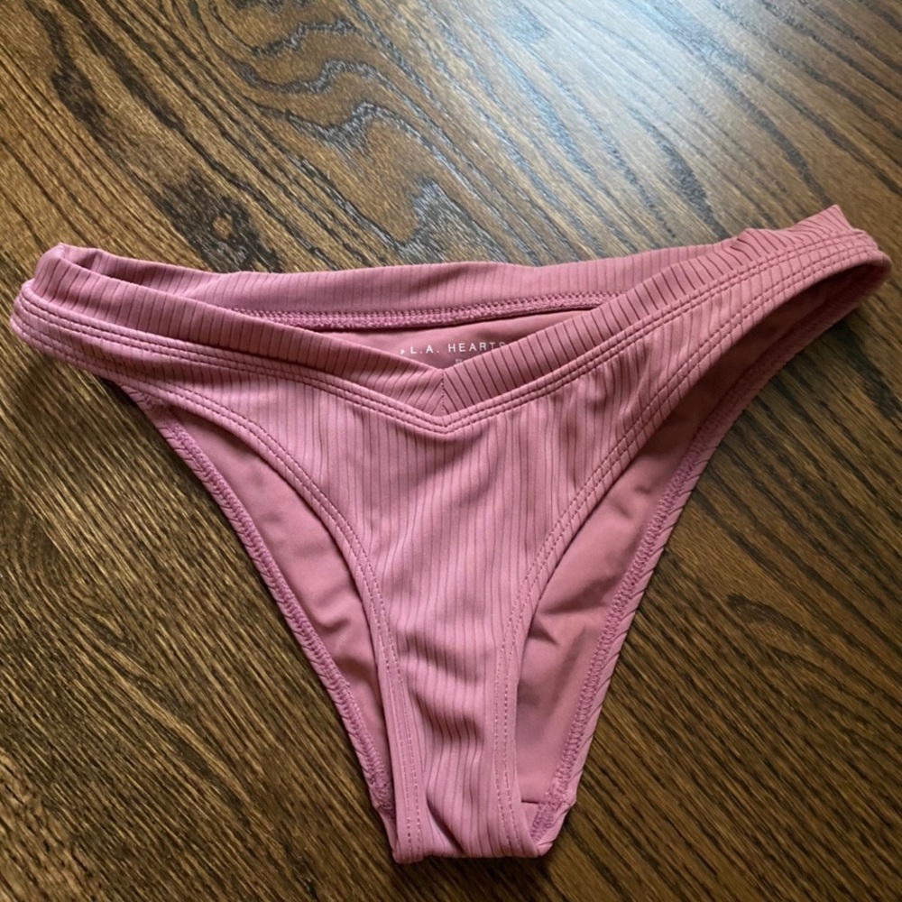 Swimsuit bottoms